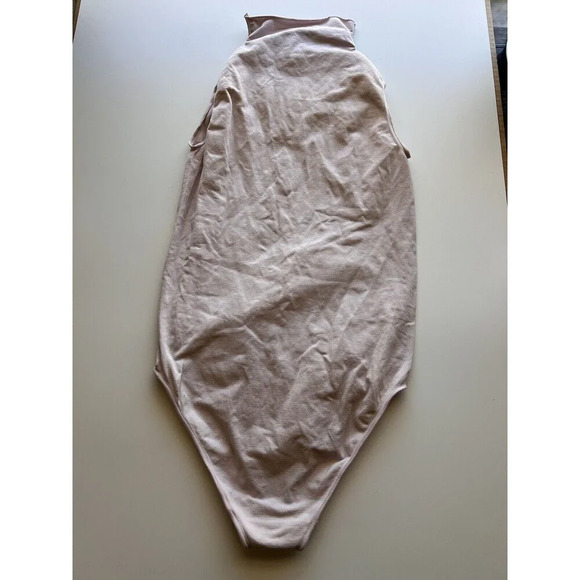 Skims Mock Neck Essential Sleeveless Bodysuit Lavender  Bone S/M - Picture 6 of 8